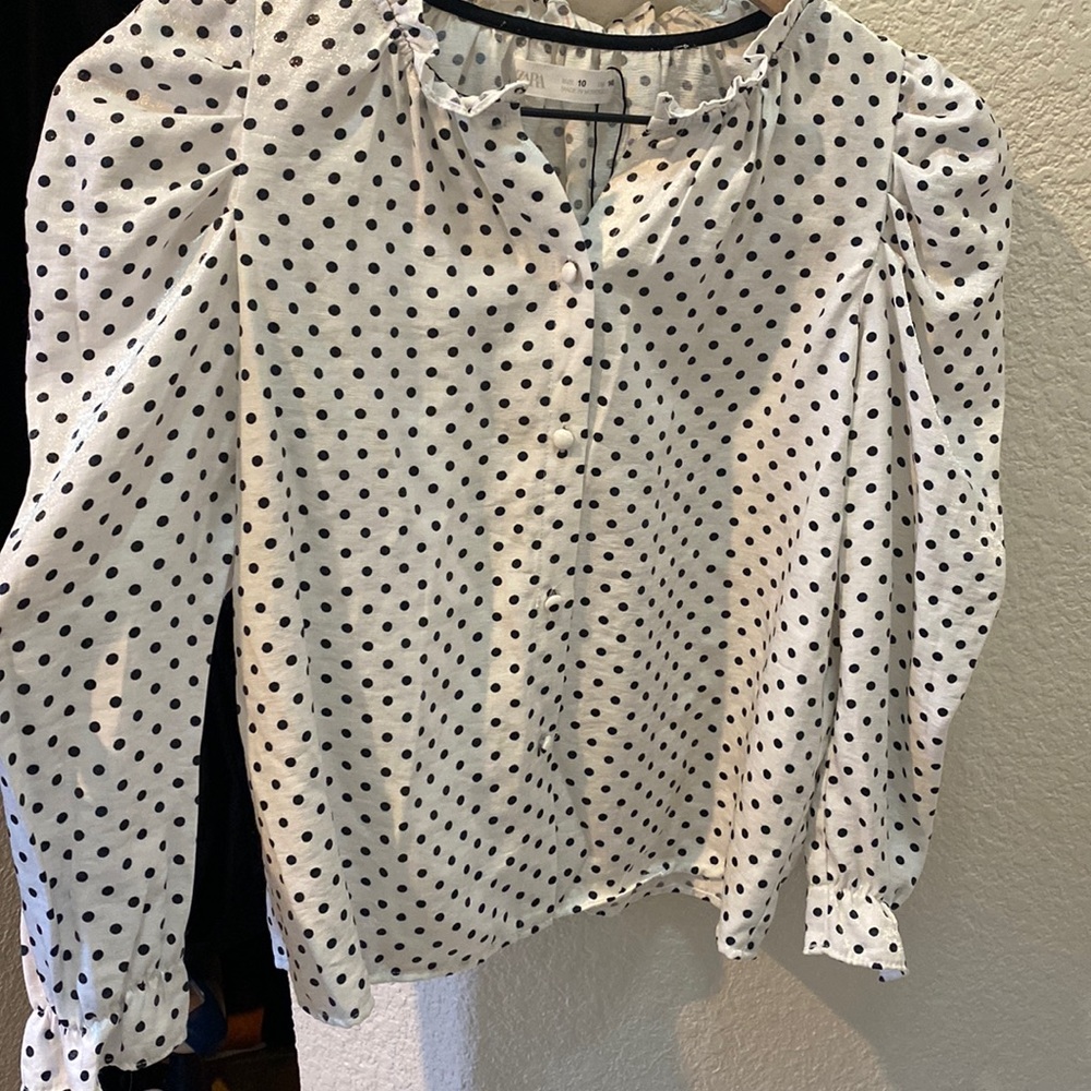 Zara Girls size 10 Puff Sleeve  Button-up Blouse